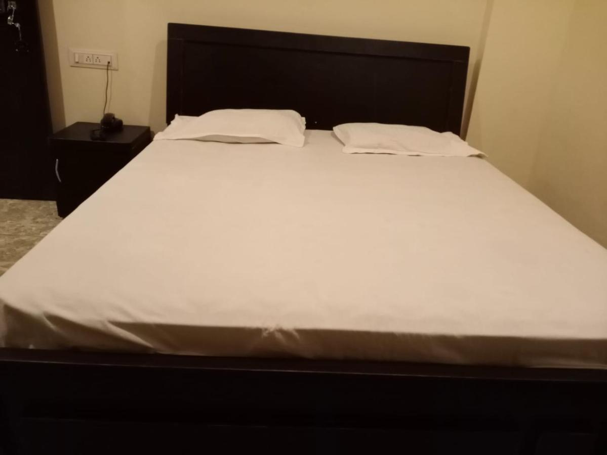 S S Hotel And Restaurant By Wb Economy Jaunpur Zewnętrze zdjęcie