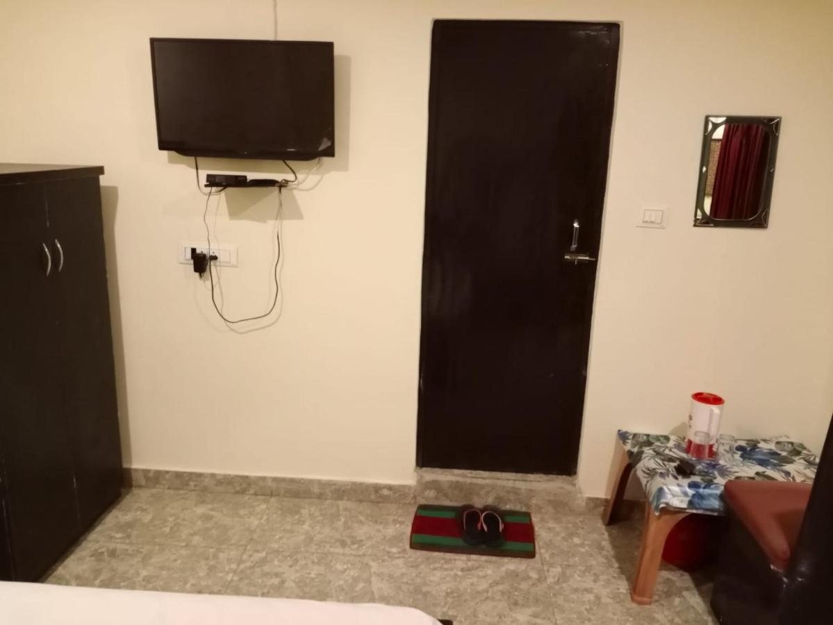 S S Hotel And Restaurant By Wb Economy Jaunpur Zewnętrze zdjęcie